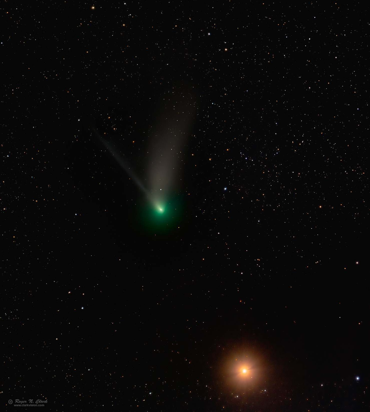 image comet-c2022ztf+mars-2023-02-10-btl8-rnclark-strs19m+comet53m.d-c1.33xs.jpg is Copyrighted by Roger N. Clark, www.clarkvision.com