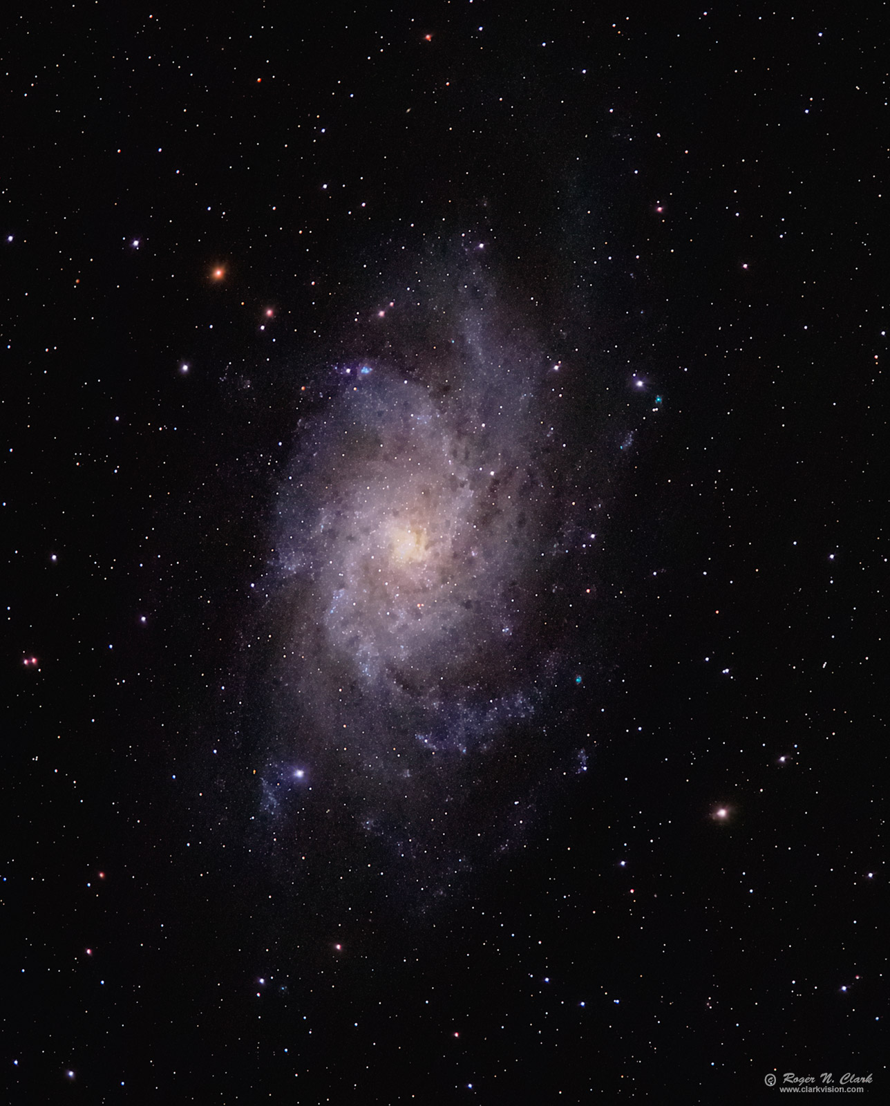 image m33.c08.13.2015.0J6A5389-445-46frames-sigav2c2-rs12,6-g-1600s.jpg is Copyrighted by Roger N. Clark, clarkvision.com