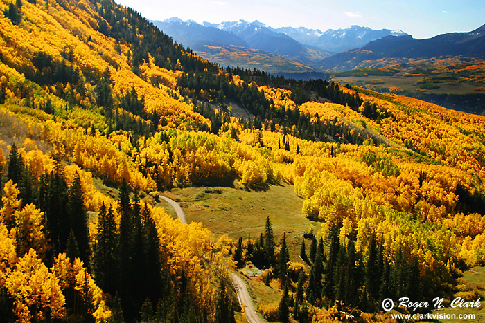 image colorado.fall.c09.30.2003.IMG_9421.b-700.jpg is Copyrighted by Roger N. Clark, www.clarkvision.com