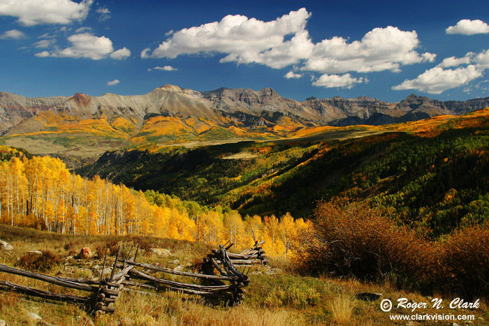 image colorado.fall.c10.01.2003.IMG_9583.b-700.jpg is Copyrighted by Roger N. Clark, www.clarkvision.com