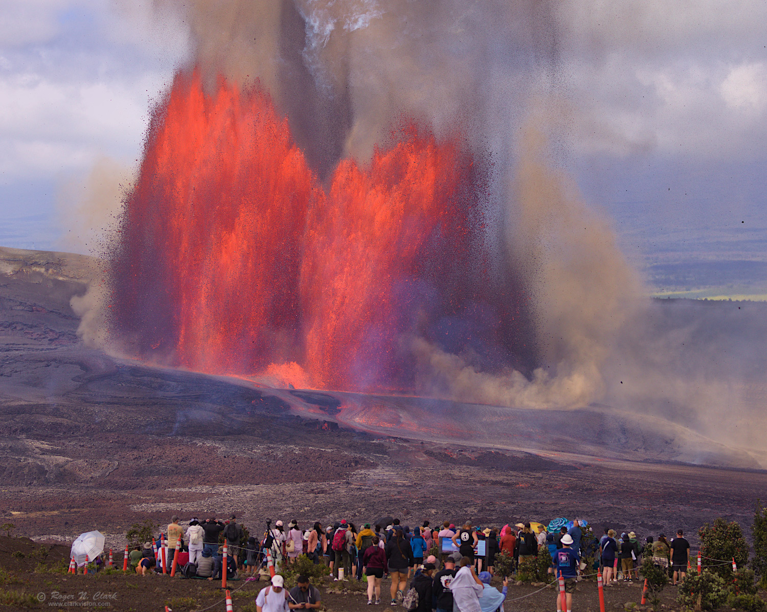 image kilauea-eruption-rnclark-2026-03-10-CGS21213-b-8bit-srgb-c1-1500sw.jpg is Copyrighted by Roger N. Clark, clarkvision.com