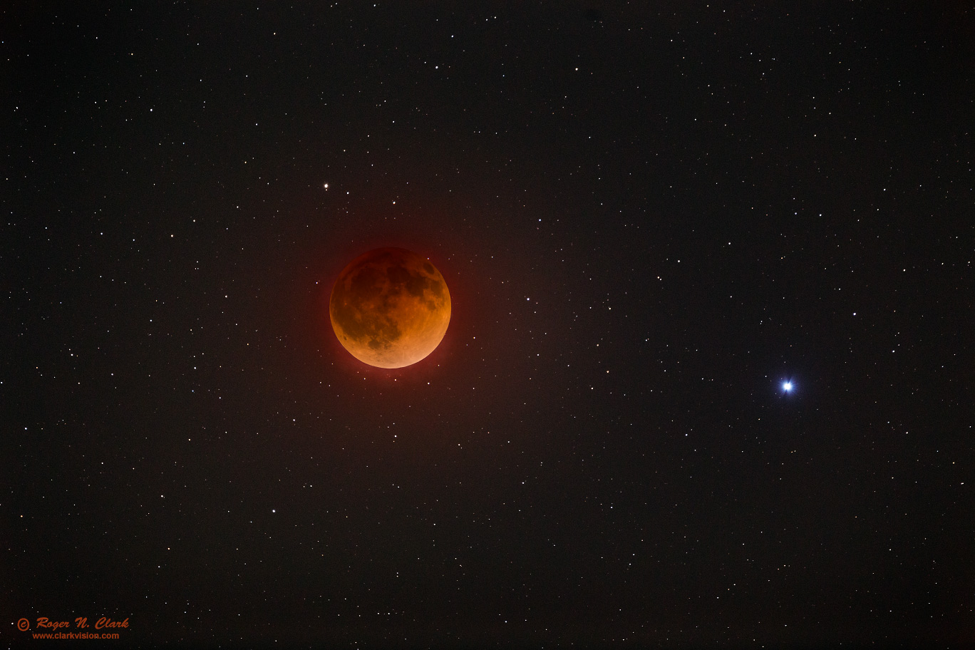 image lunar.eclipse.rnc04.15.2014.IMG_0800-3.f-1368.jpg is Copyrighted by Roger N. Clark, www.clarkvision.com