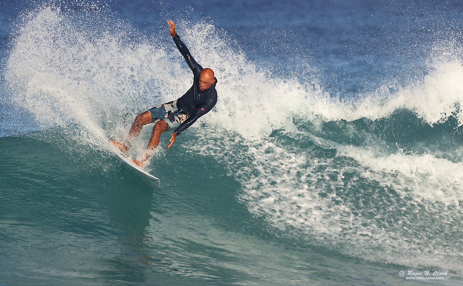 image surfing-c11-30-2025-4C3A5654-b-1500s.jpg is Copyrighted by Roger N. Clark, clarkvision.com